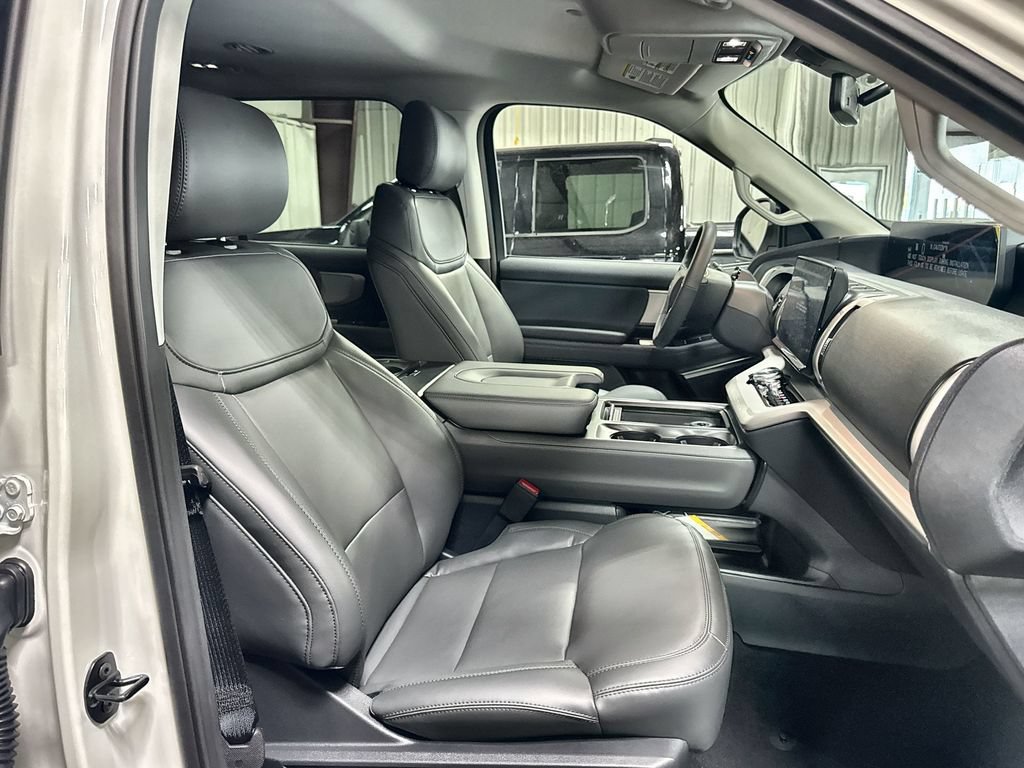 New 2027 Ford Expedition Active AWD/4WD image 32