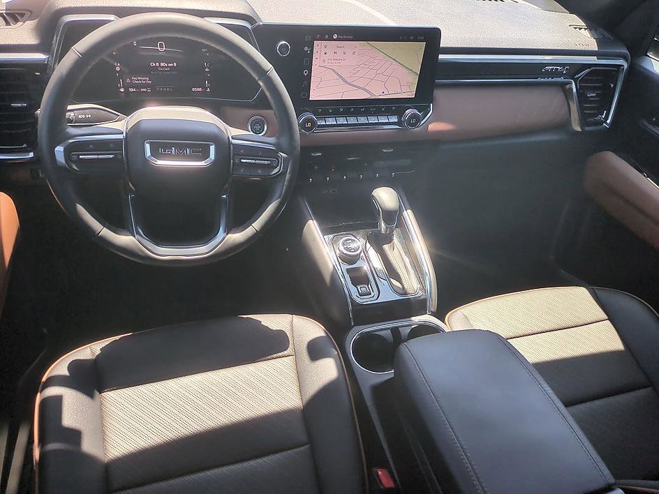 Used 2023 GMC Canyon AT4 w/ AT4 Premium Package AWD/4WD image 30