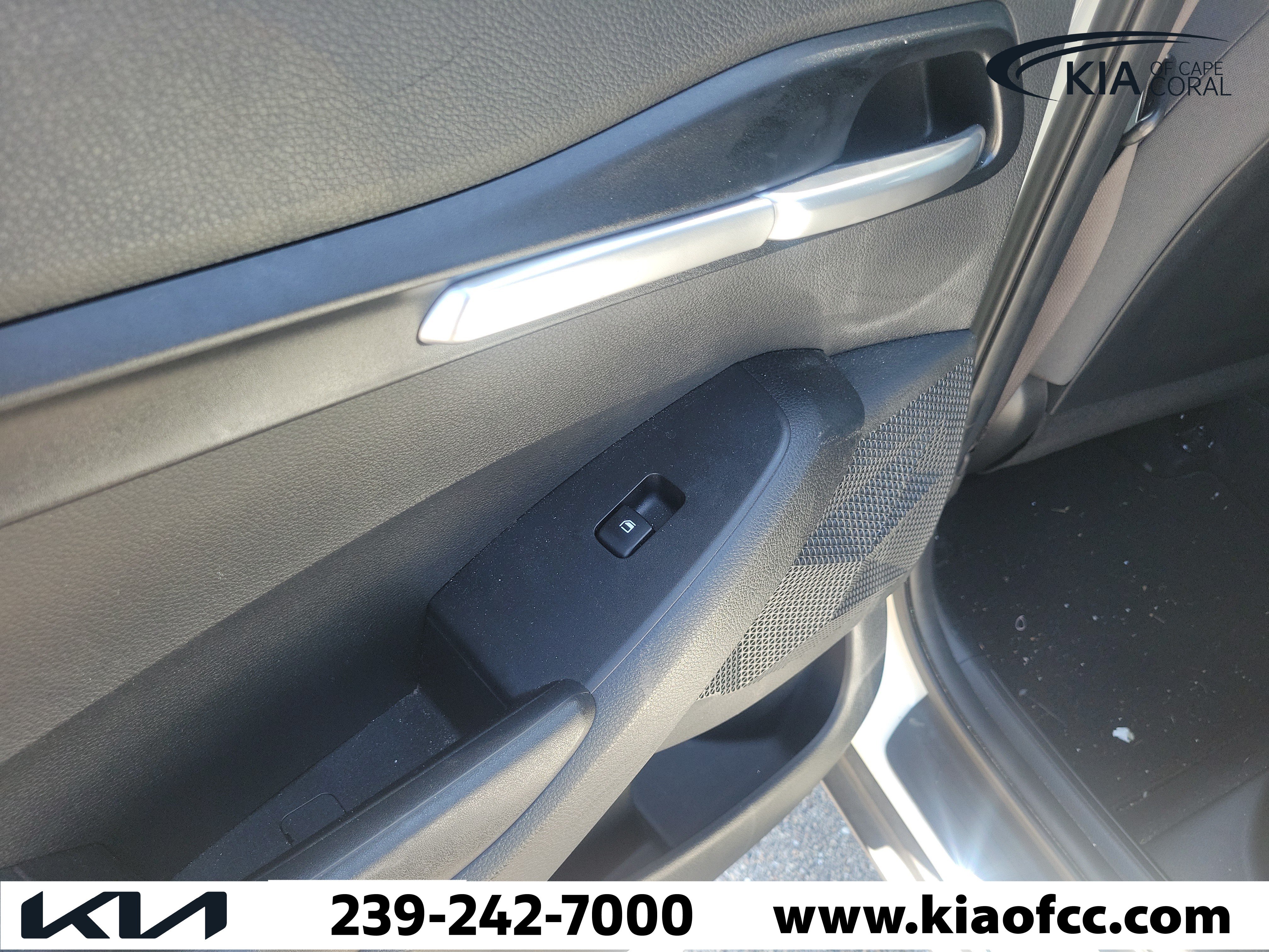 Used 2023 Kia Seltos LX AWD/4WD image 14