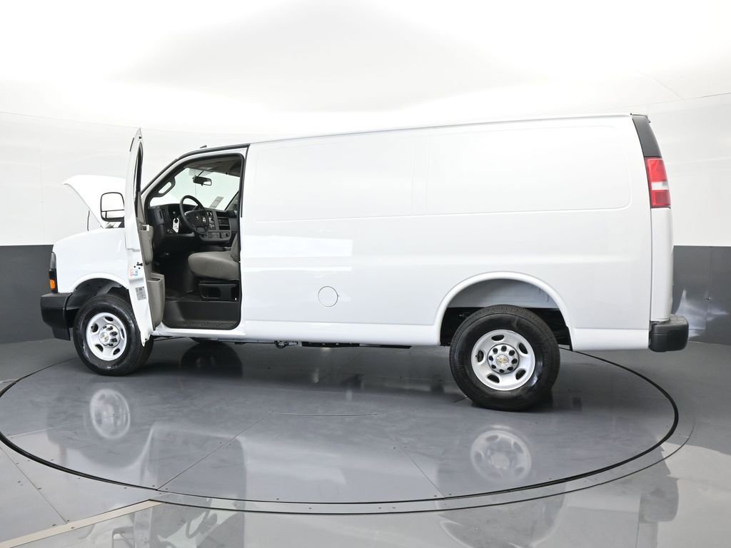 New 2025 Chevrolet Express 2500 w/ Driver Convenience Package image 64