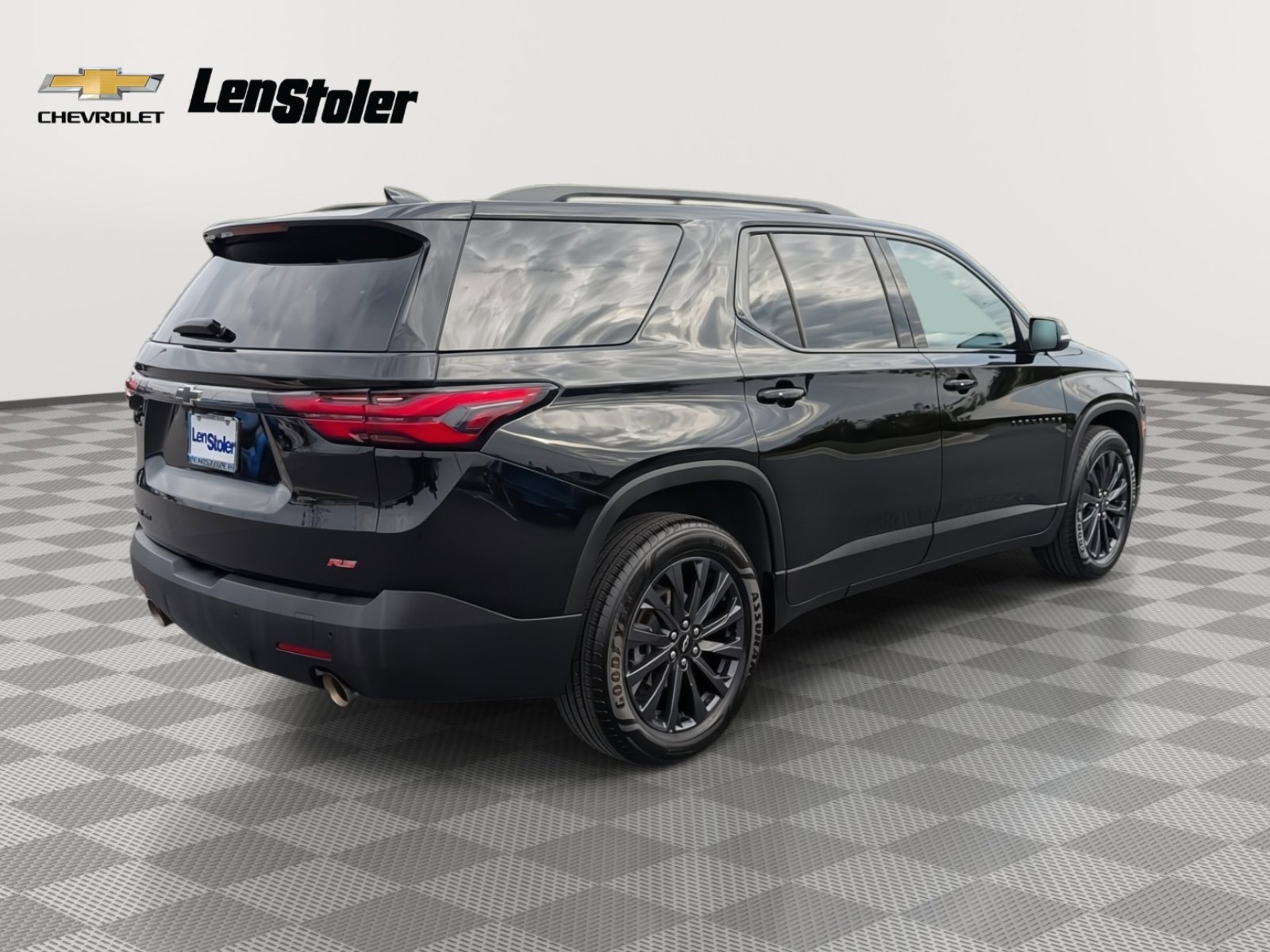 Used 2023 Chevrolet Traverse RS image 5