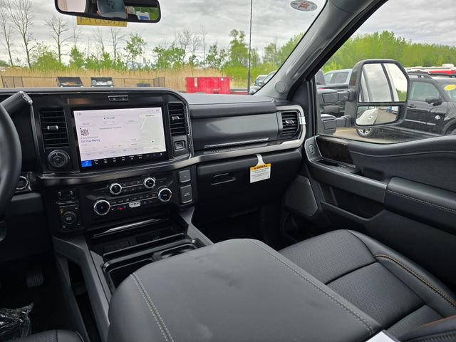 New 2026 Ford F250 Lariat w/ Black Appearance Package AWD/4WD image 20