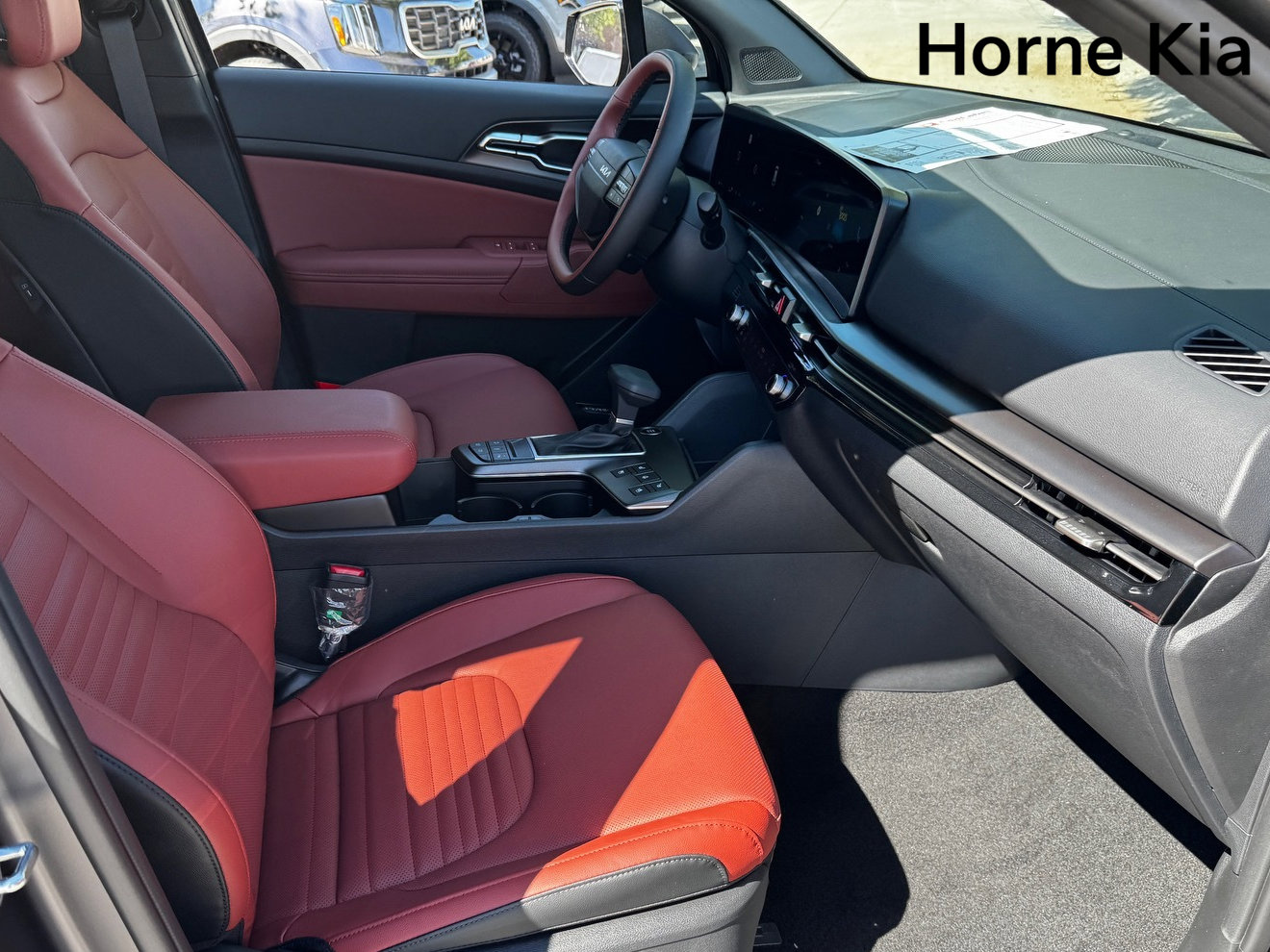 New 2026 Kia Sportage SX image 18