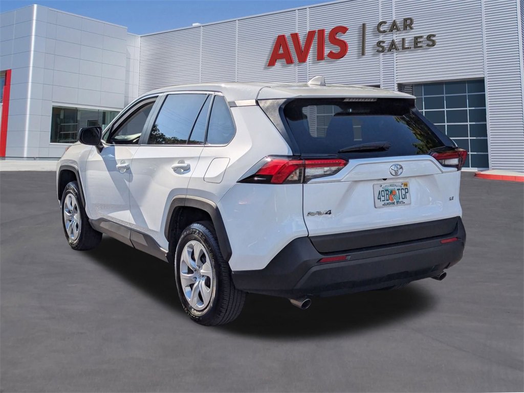 Used 2025 Toyota RAV4 LE image 9