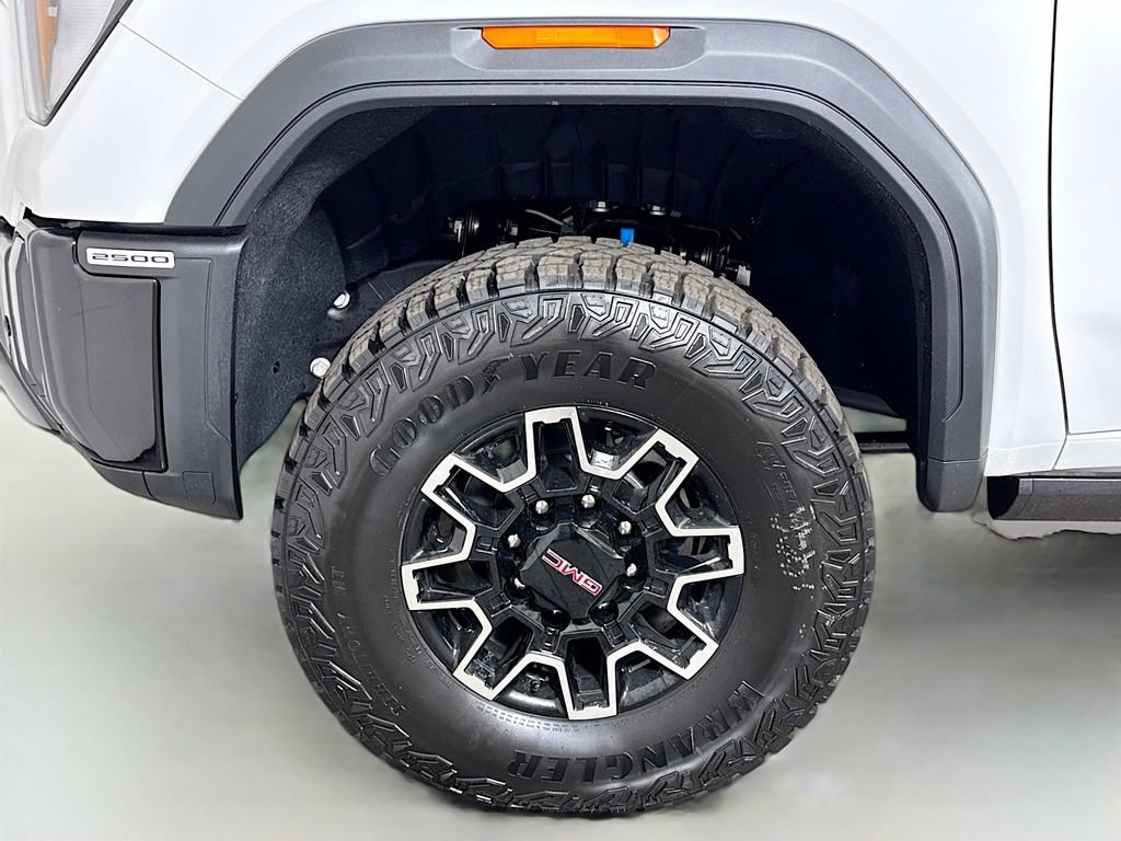 New 2026 GMC Sierra 2500 AT4X AWD/4WD image 19