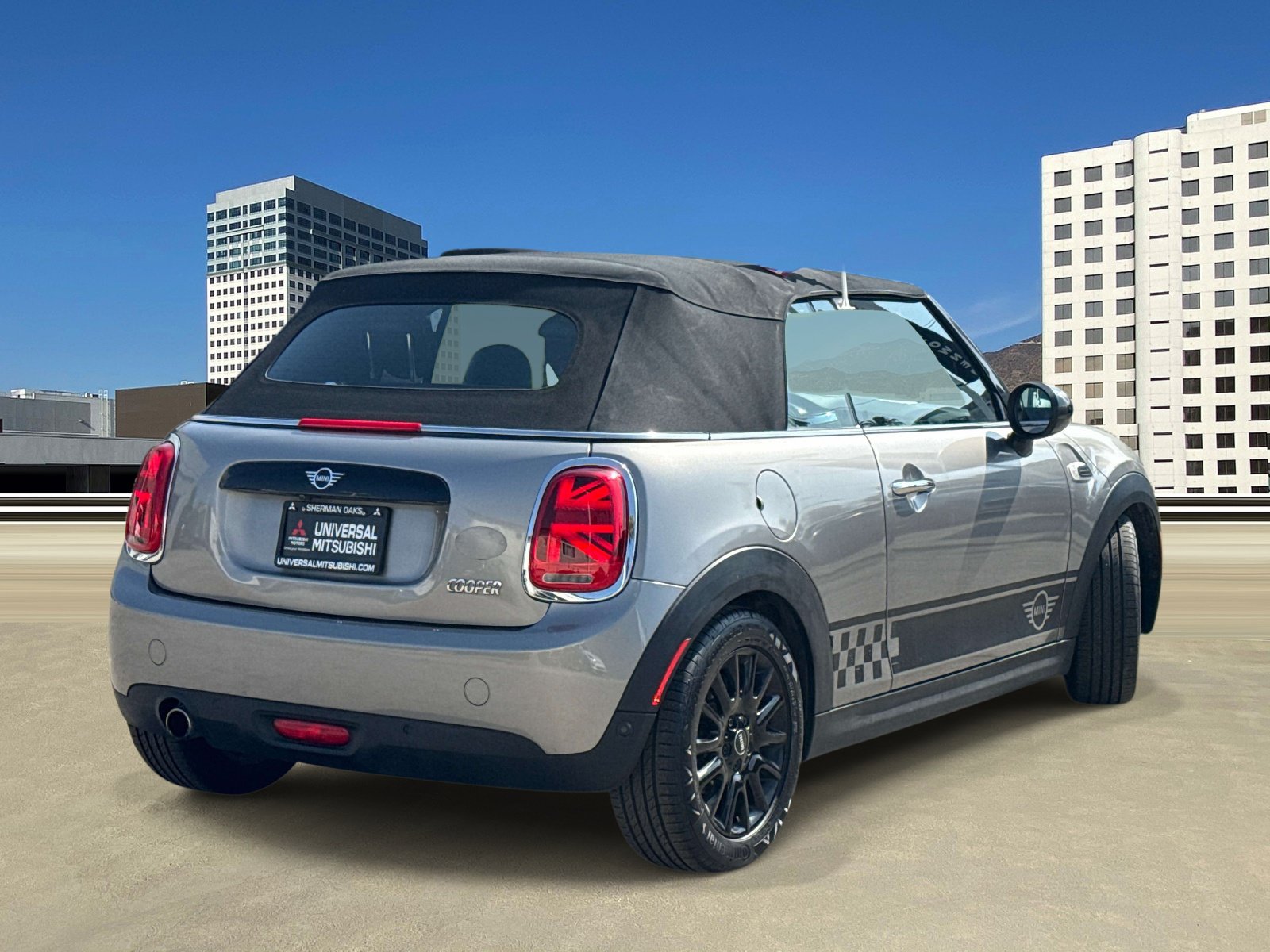 Used 2019 MINI Cooper Convertible FWD image 4
