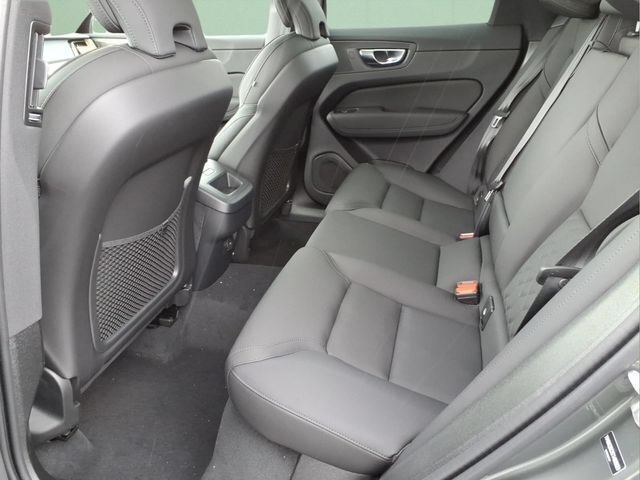 New 2026 Volvo XC60 B5 Plus w/ Protection Package Premier AWD/4WD image 11