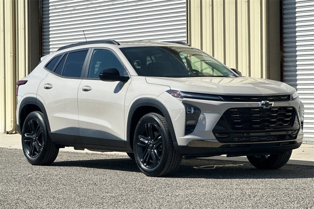 New 2026 Chevrolet Trax ACTIV w/ Sunroof Package image 9