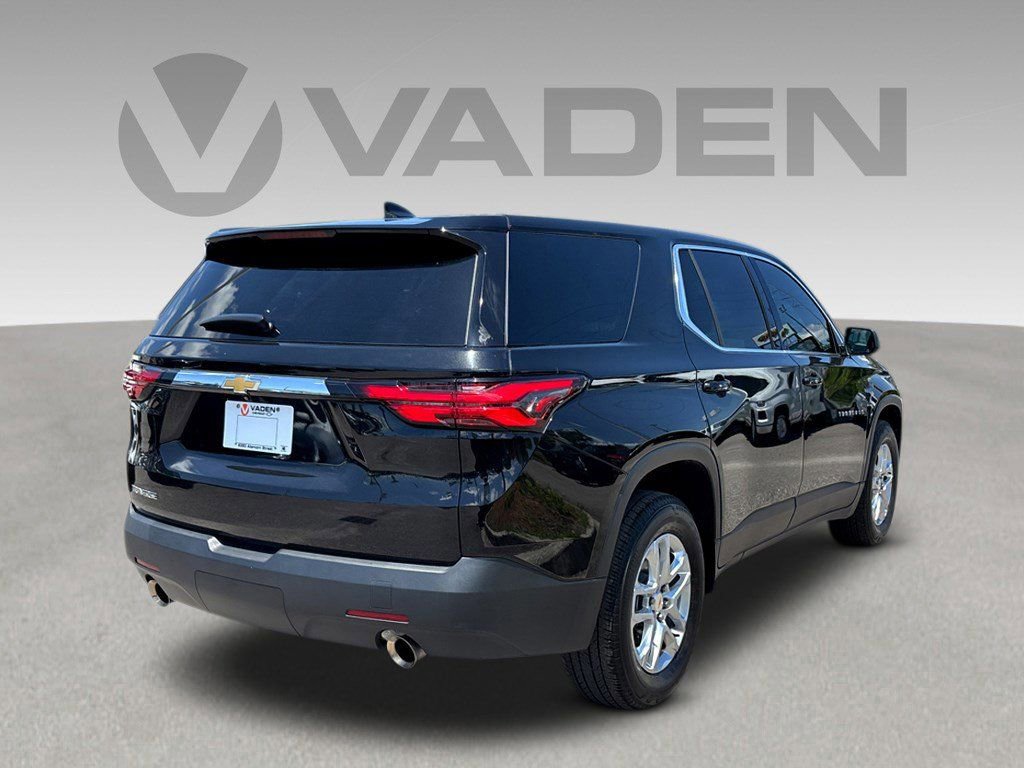 Used 2023 Chevrolet Traverse LS FWD image 18