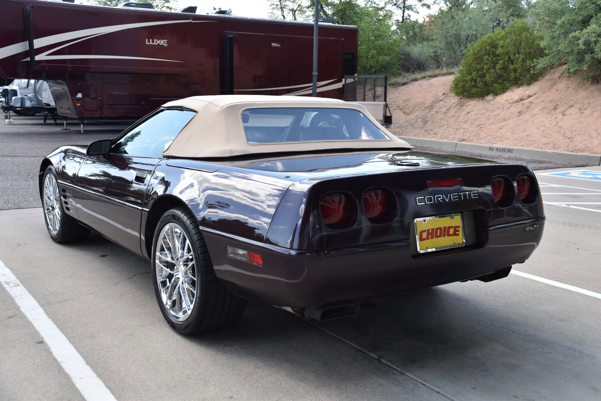 Used 1993 Chevrolet Corvette Convertible image 4