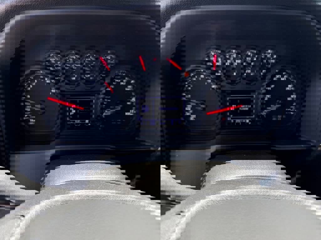 New 2026 GMC Sierra 1500 Pro w/ Pro Value Package image 18