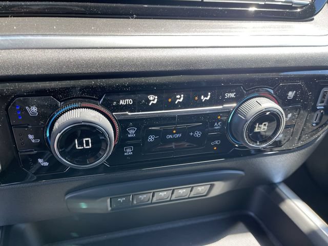 New 2026 Chevrolet Silverado 3500 High Country w/ Technology Package AWD/4WD image 18