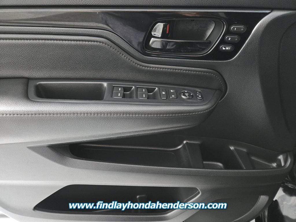 Certified 2024 Honda Odyssey Touring image 24