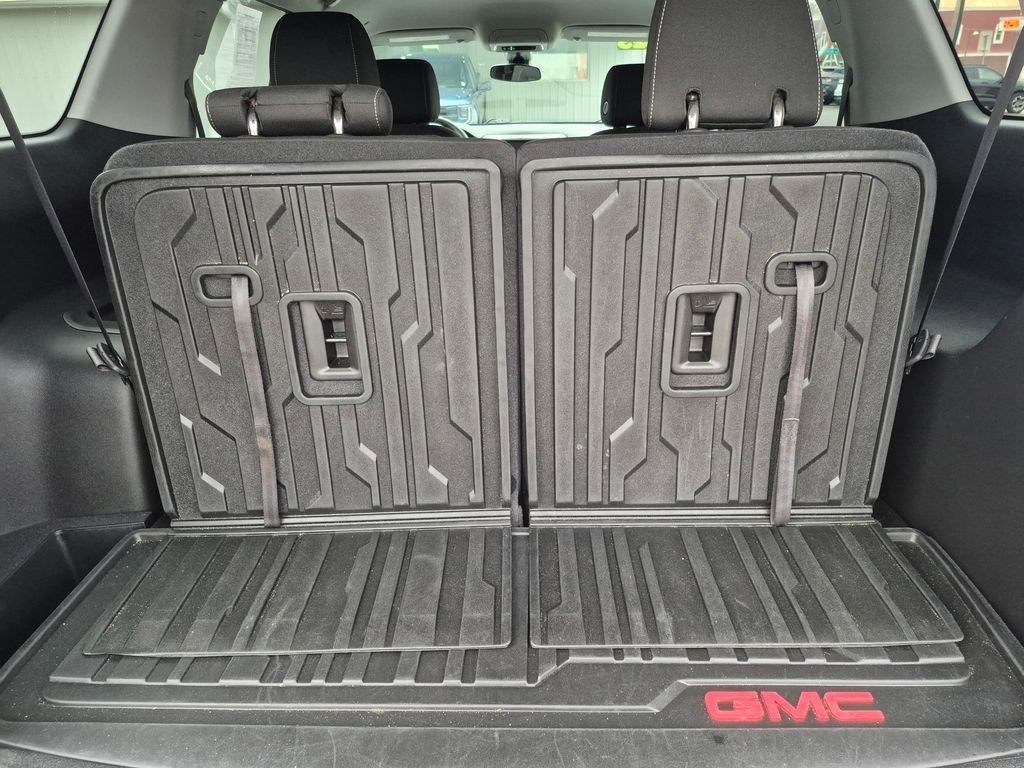 Used 2023 GMC Acadia SLE w/ Driver Convenience Package image 23