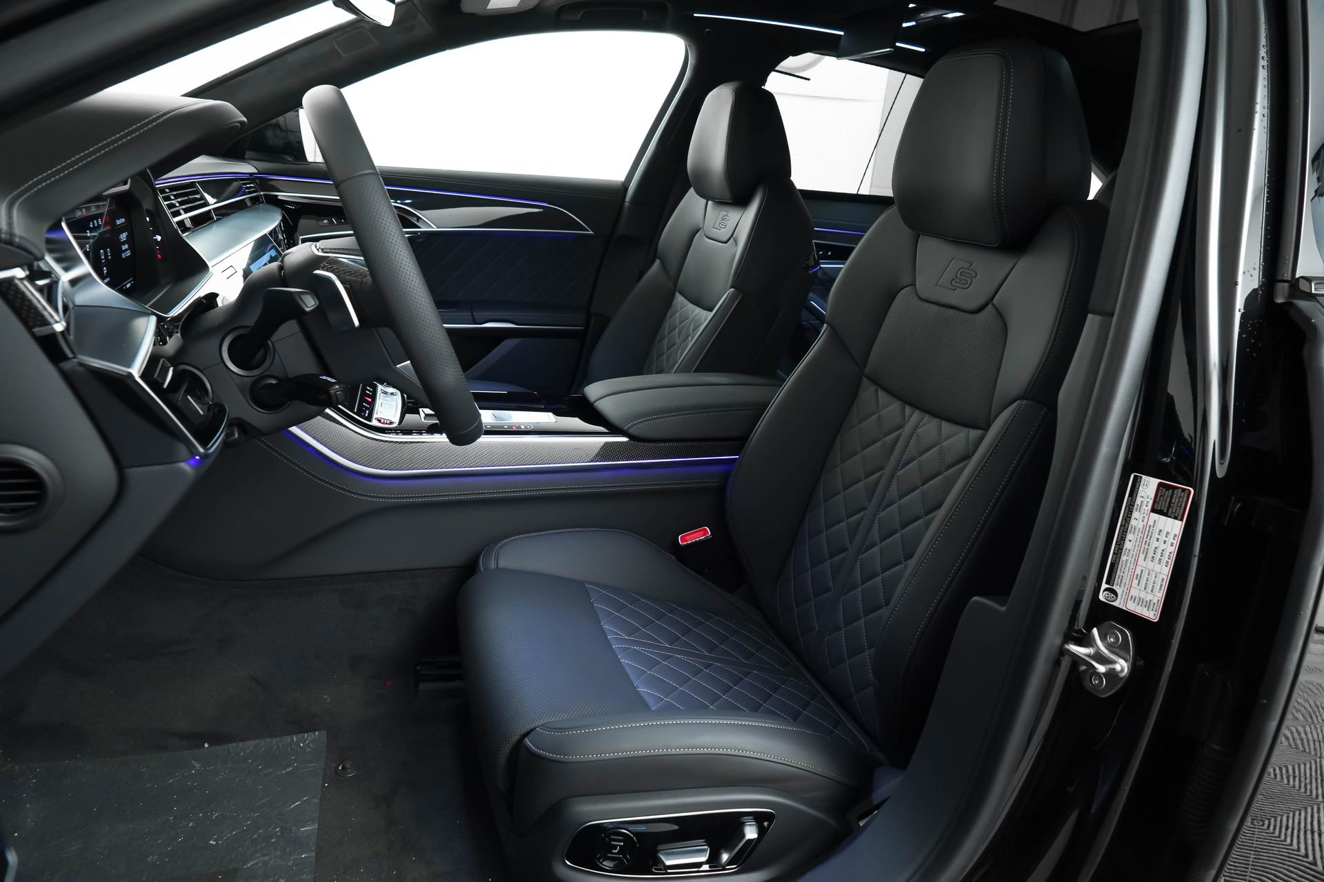 New 2025 Audi S8 image 25