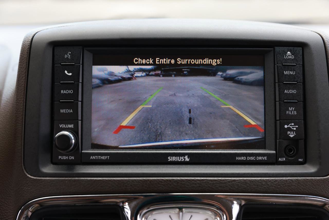 Used 2012 Chrysler Town & Country Touring w/ Entertainment Group #1 FWD image 36