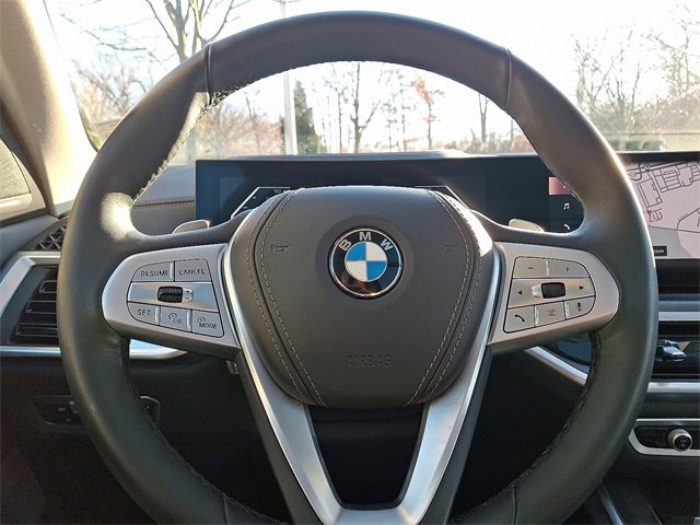 Used 2023 BMW X7 xDrive40i w/ Premium Package image 21