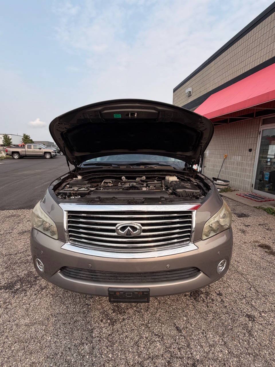 Used 2014 INFINITI QX80 4WD w/ Theater Package image 11