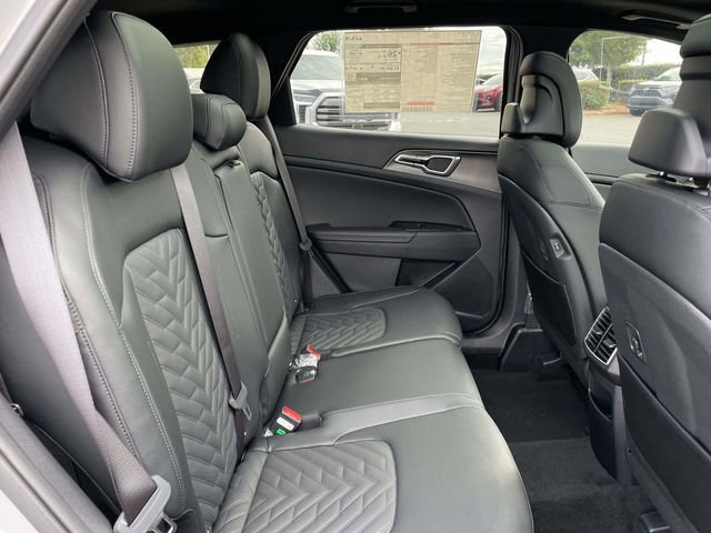 New 2026 Kia Sportage X-Line w/ X-Line Technology Package image 17