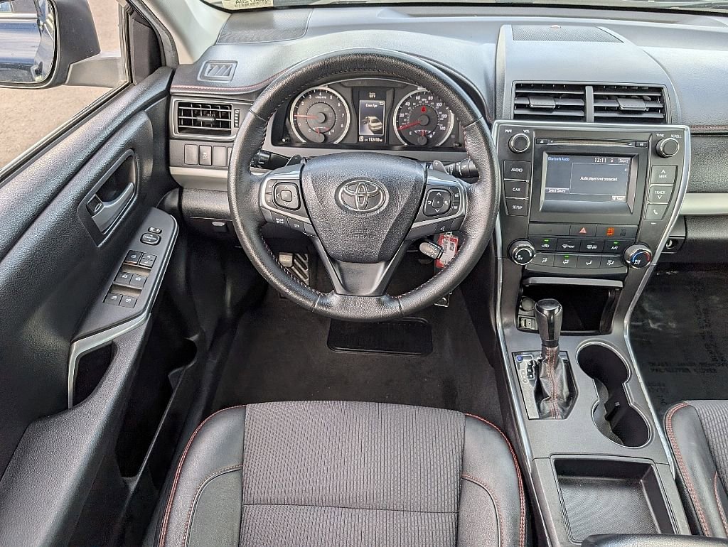 Used 2016 Toyota Camry SE image 20