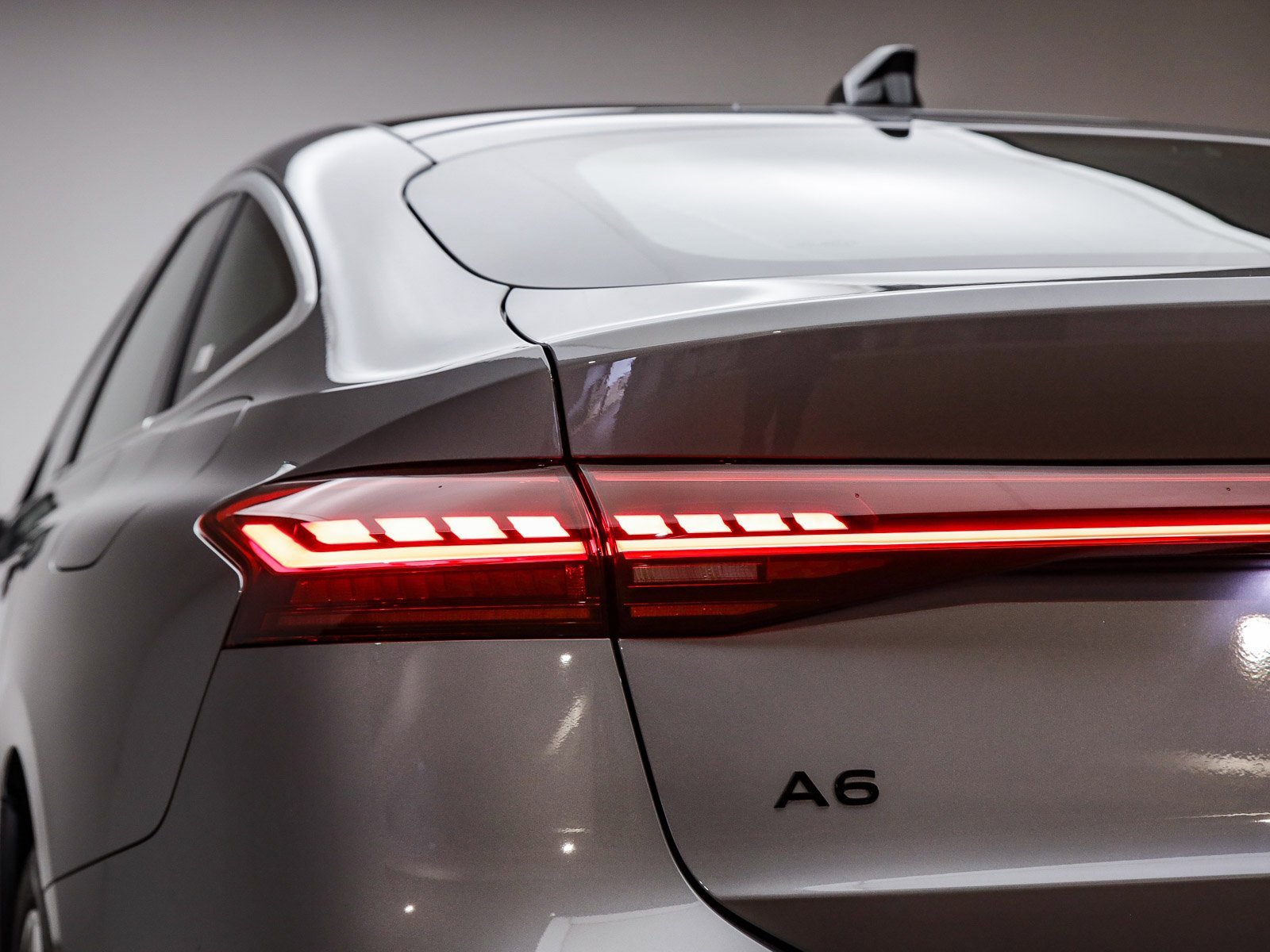 New 2025 Audi A6 e-tron Premium Plus image 11