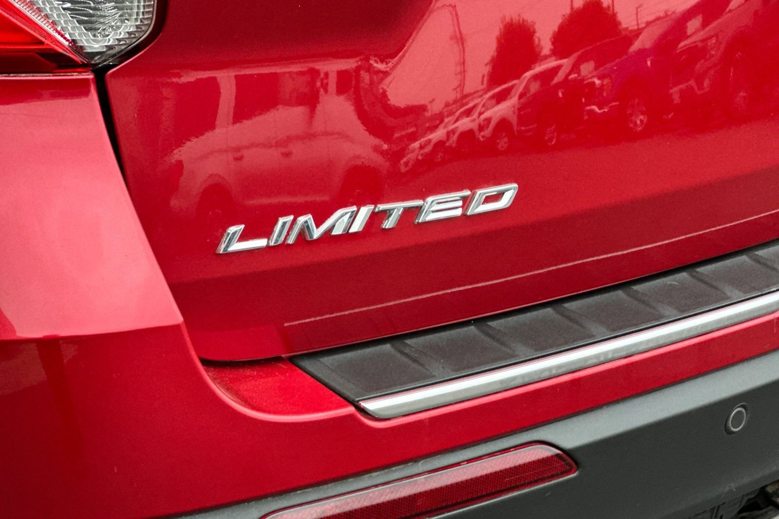 Used 2021 Ford Explorer Limited w/ Equipment Group 301A image 28