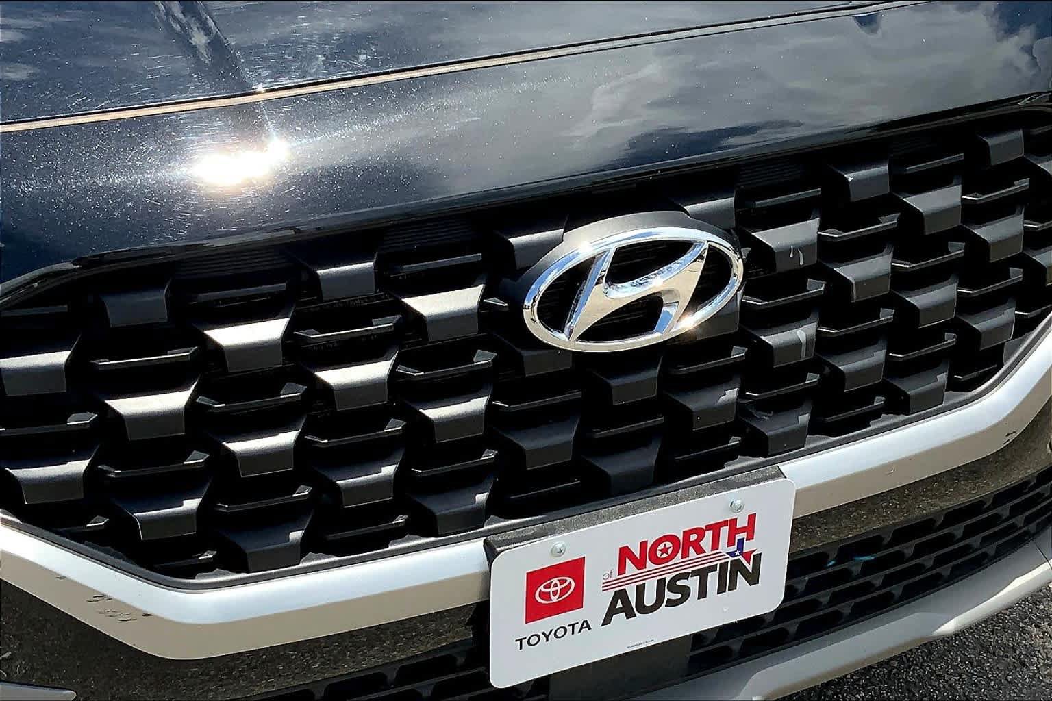 Used 2021 Hyundai Santa Fe SE FWD image 28