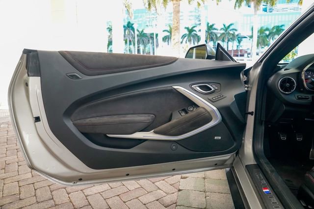 Used 2019 Chevrolet Camaro ZL1 image 48