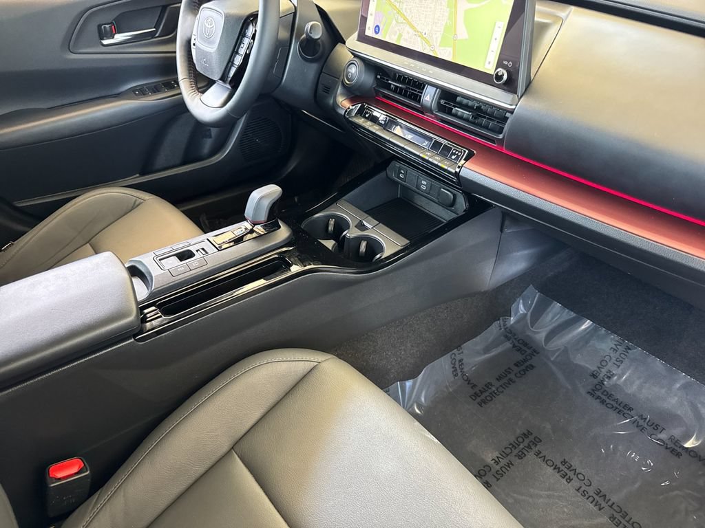 Used 2026 Toyota Prius Plug-In Hybrid FWD image 15