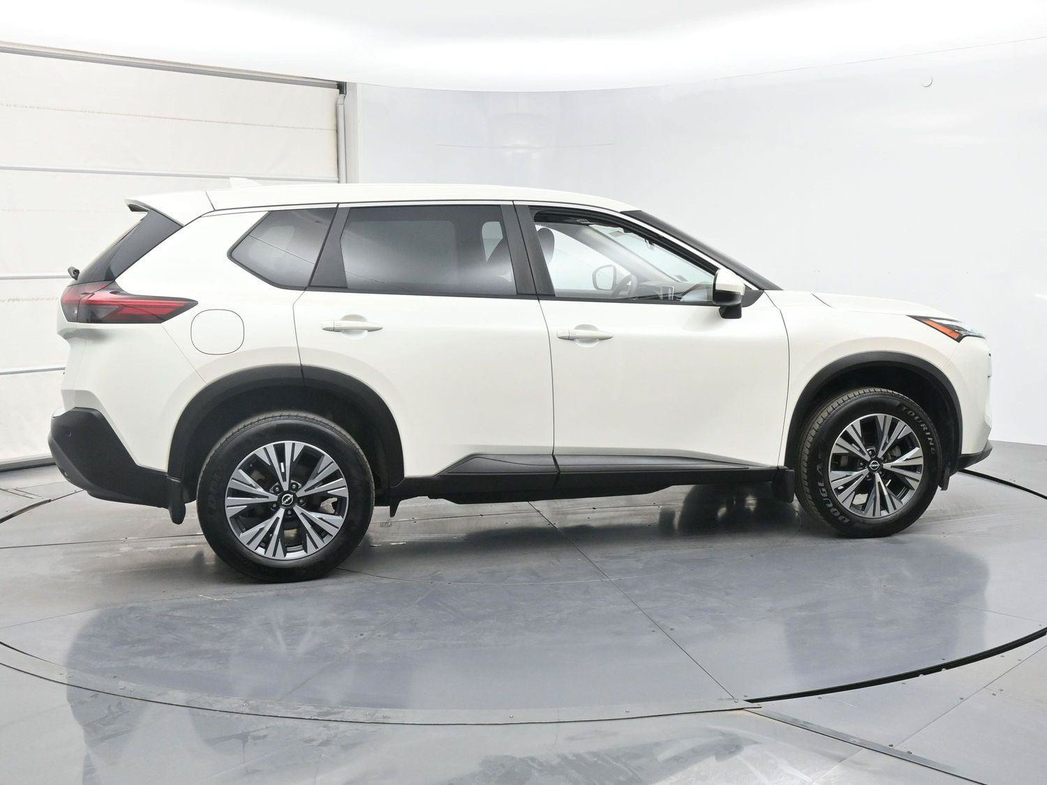 Used 2023 Nissan Rogue SV AWD/4WD image 27