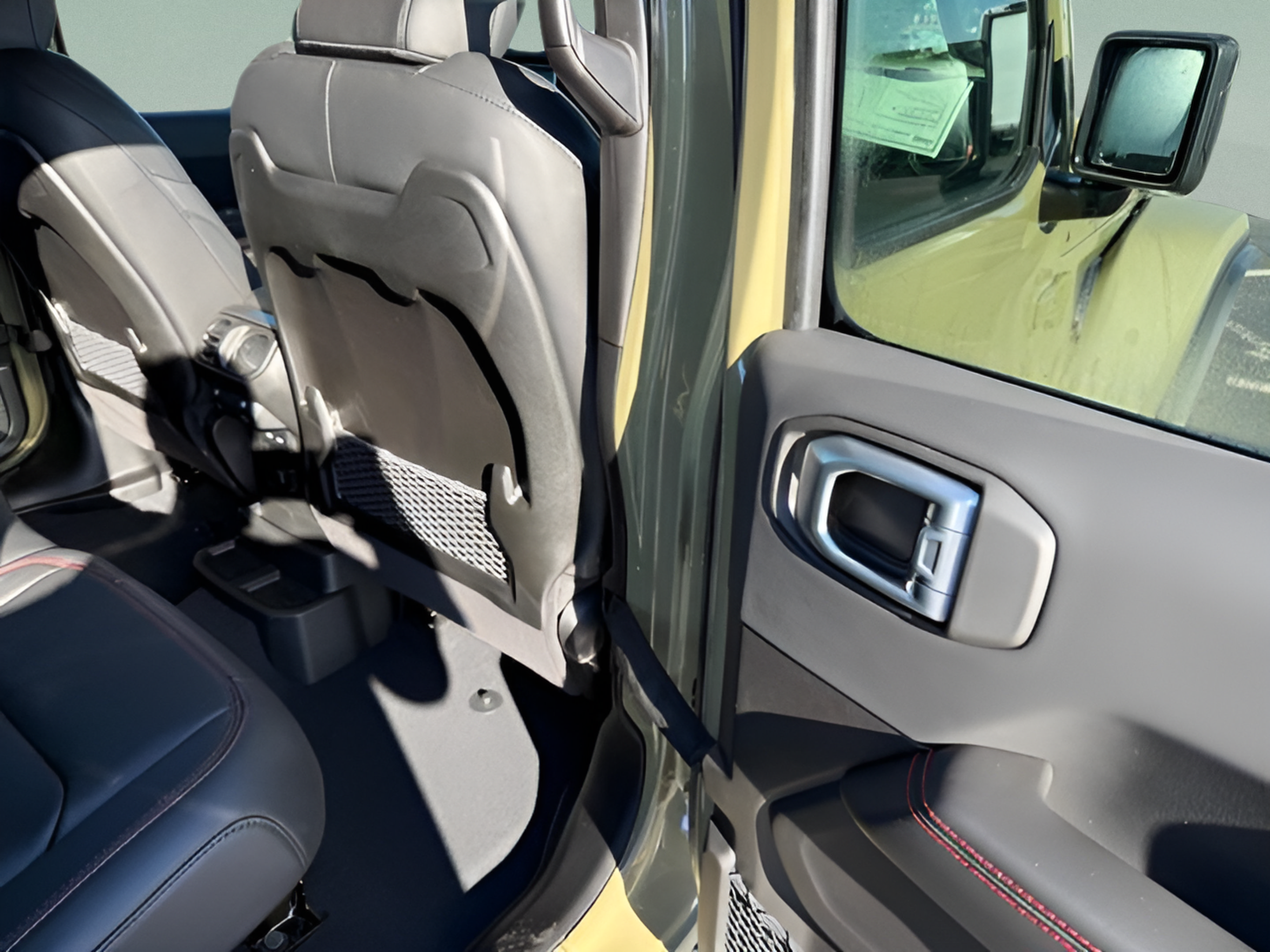 New 2027 Jeep Wrangler Unlimited Rubicon AWD/4WD image 10