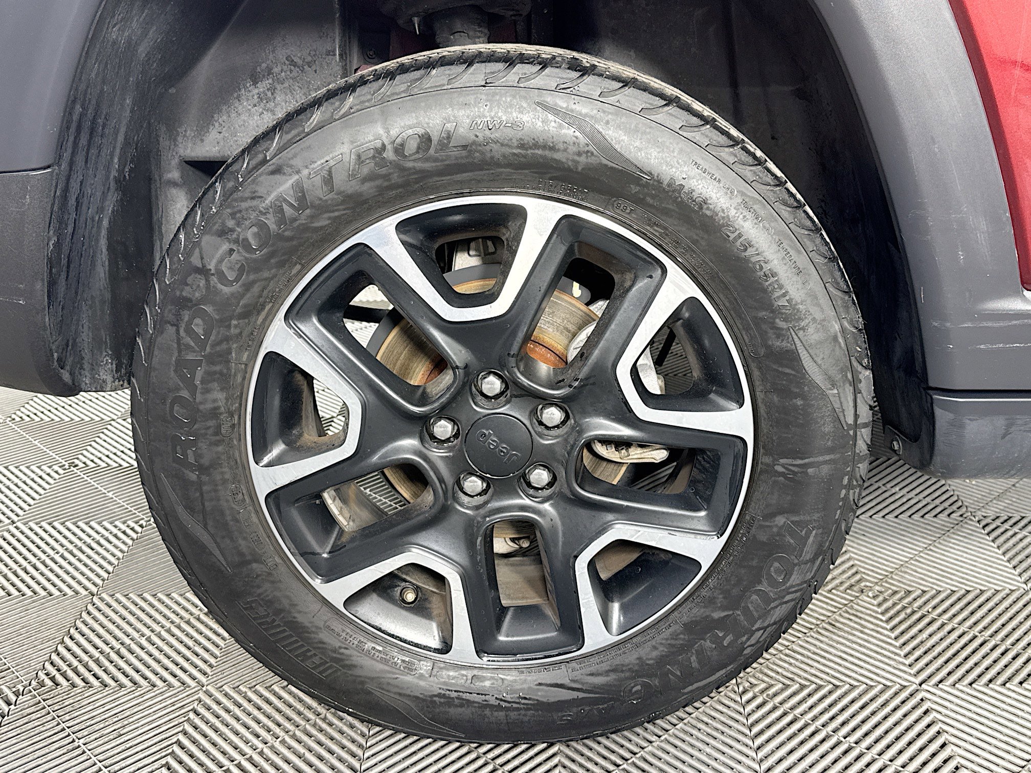 Used 2021 Jeep Compass Trailhawk image 32