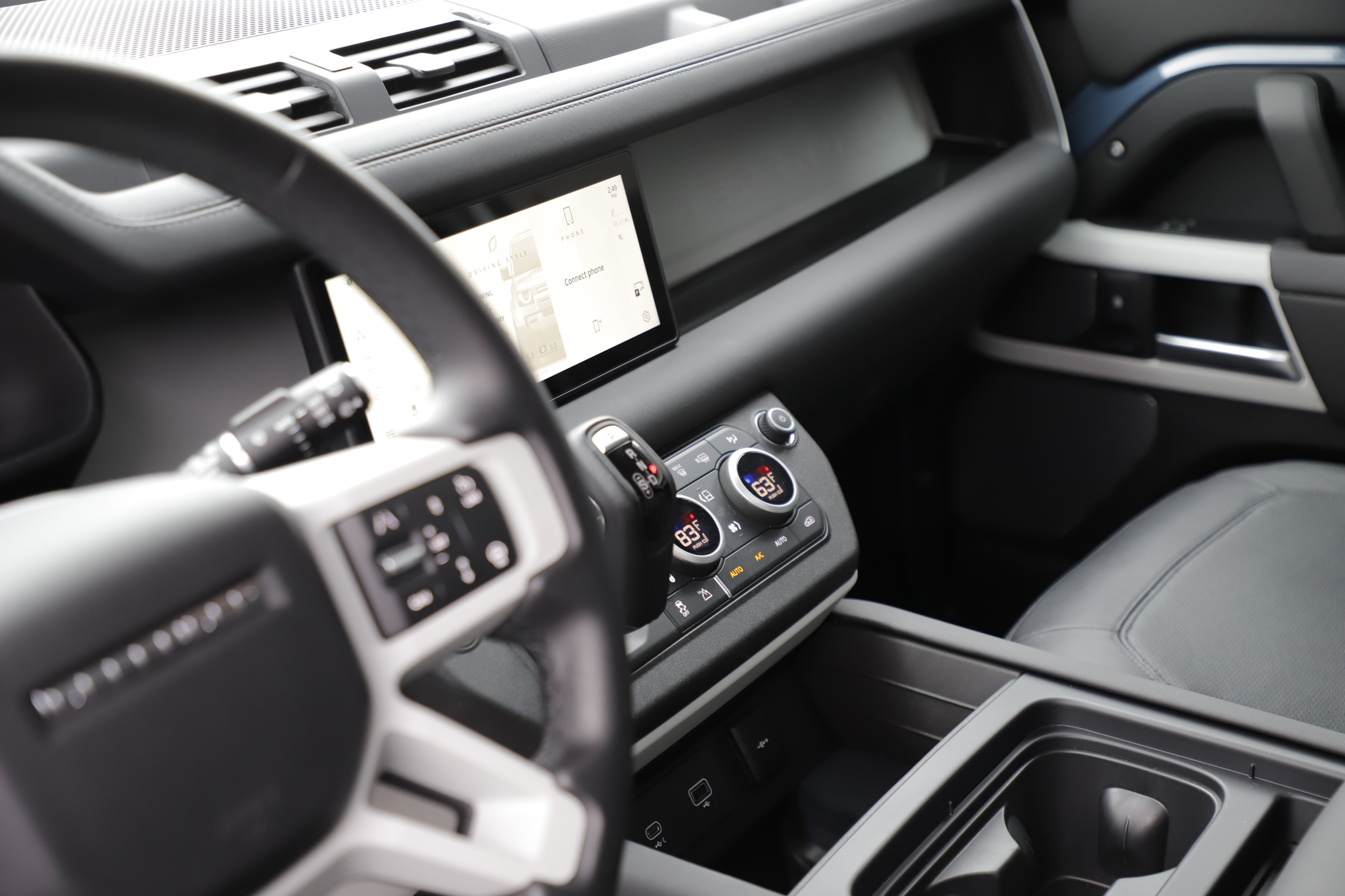 Certified 2024 Land Rover Defender 110 S AWD/4WD image 18