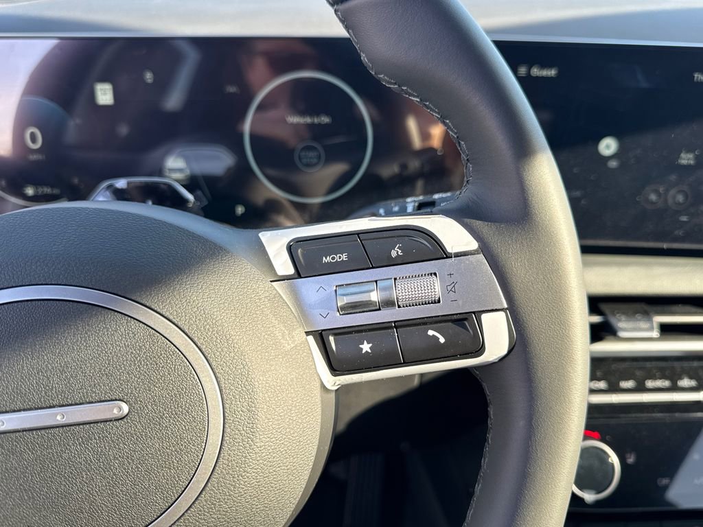 New 2025 Hyundai Tucson SEL image 15