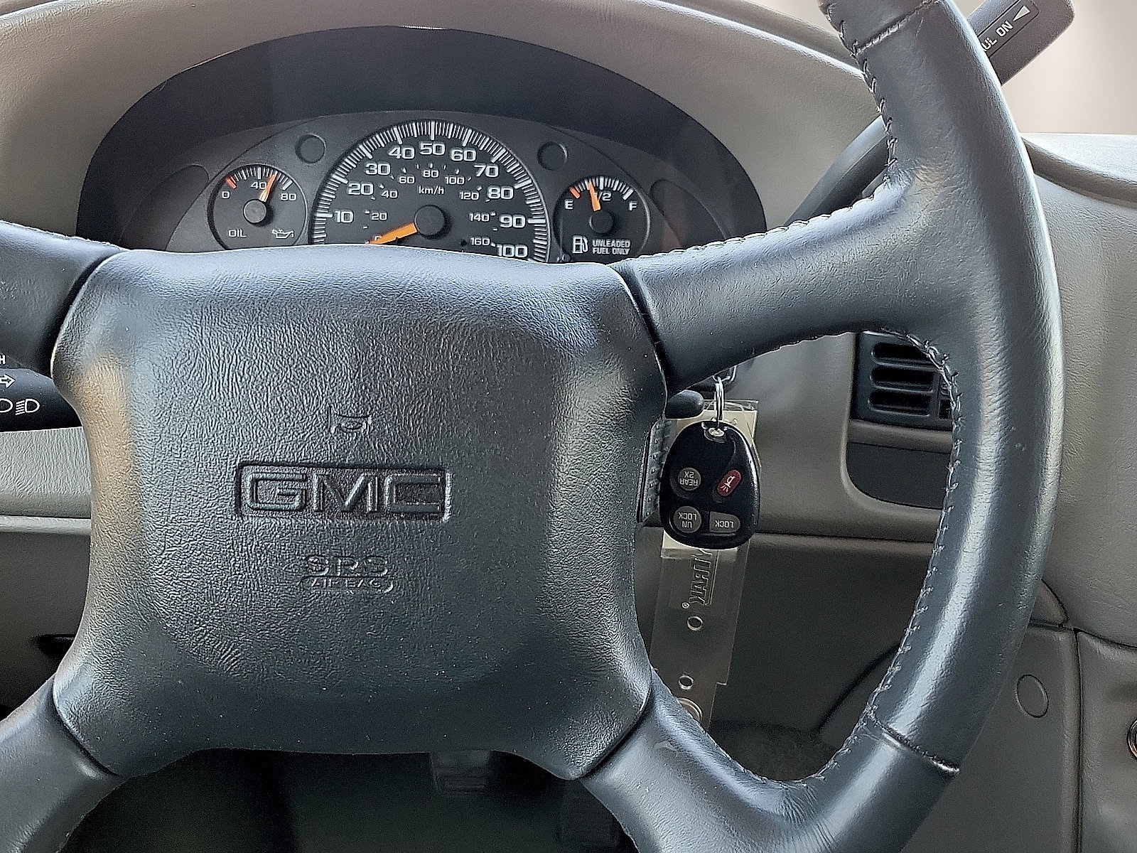 Used 2003 GMC Safari Passenger w/ SLT Preferred Equipment Group RWD image 18