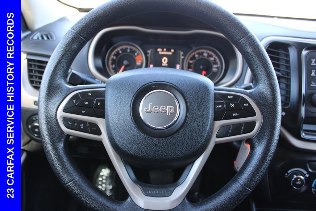 Used 2018 Jeep Cherokee Latitude image 24