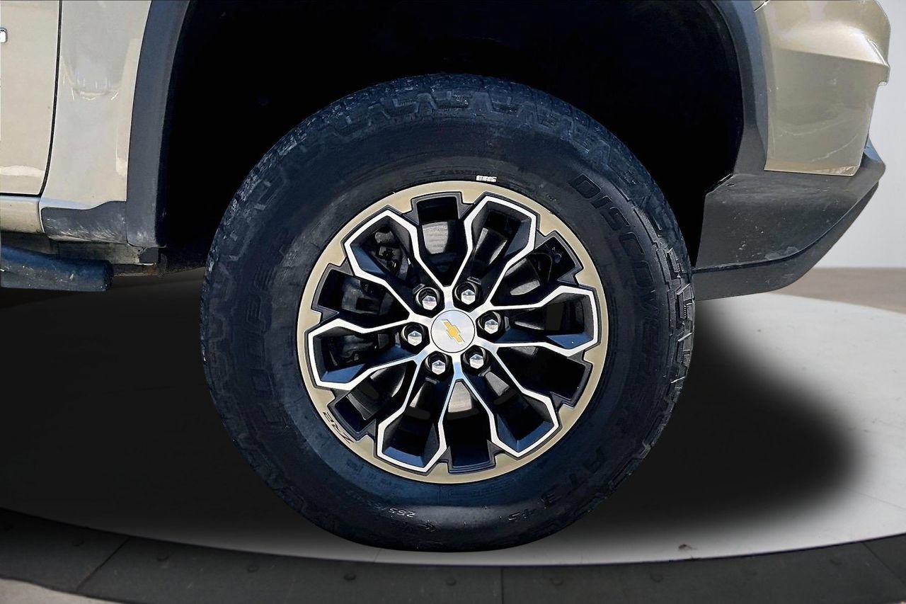 Used 2021 Chevrolet Colorado ZR2 AWD/4WD image 31