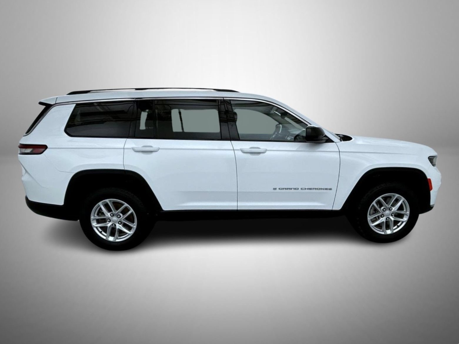 Used 2023 Jeep Grand Cherokee L Laredo AWD/4WD image 4