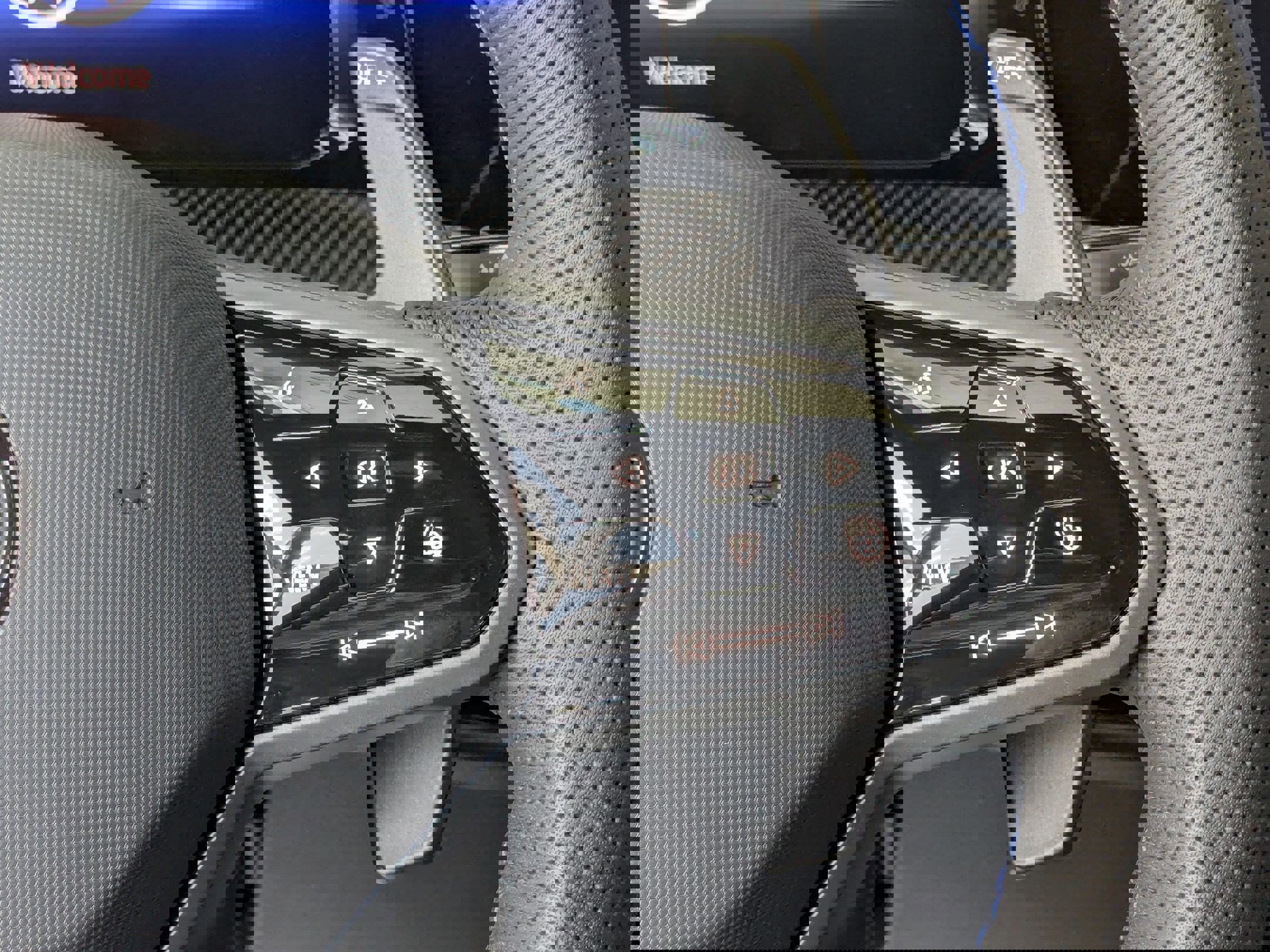 New 2025 Volkswagen Golf R Black Edition image 19