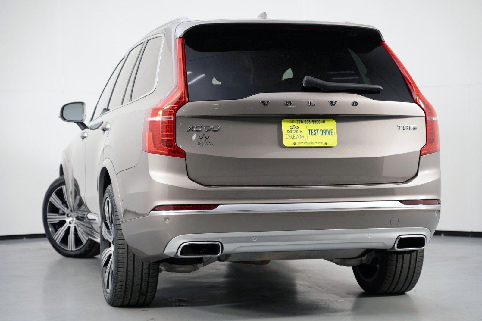 Used 2020 Volvo XC90 T8 Inscription w/ Protection Package image 6