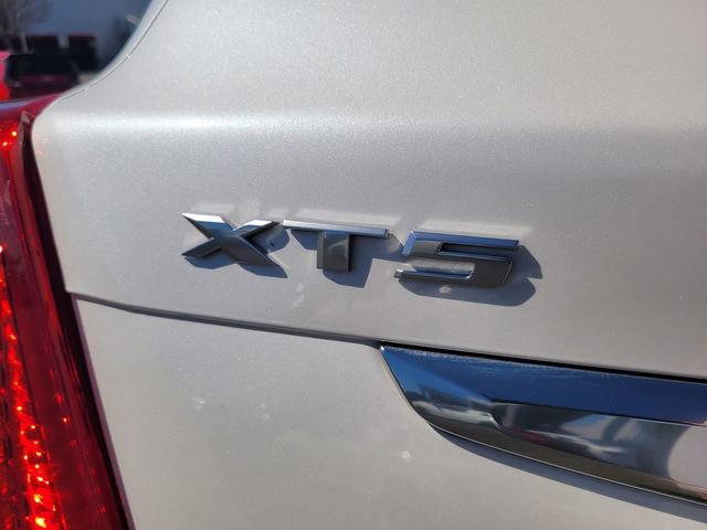 Used 2017 Cadillac XT5 Platinum w/ Driver Assist Package image 10