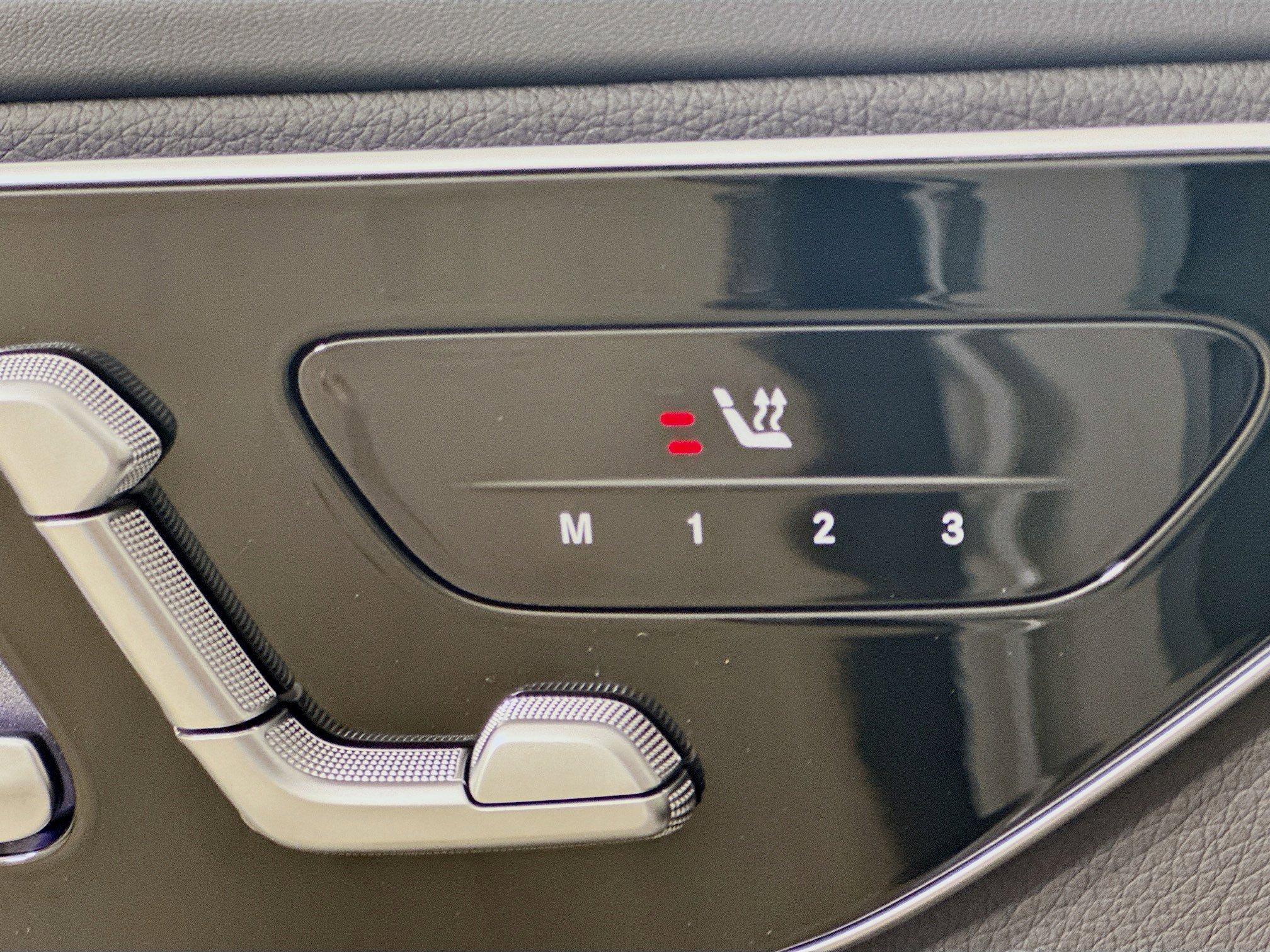 Certified 2025 Mercedes-Benz C 300 4MATIC Sedan image 26