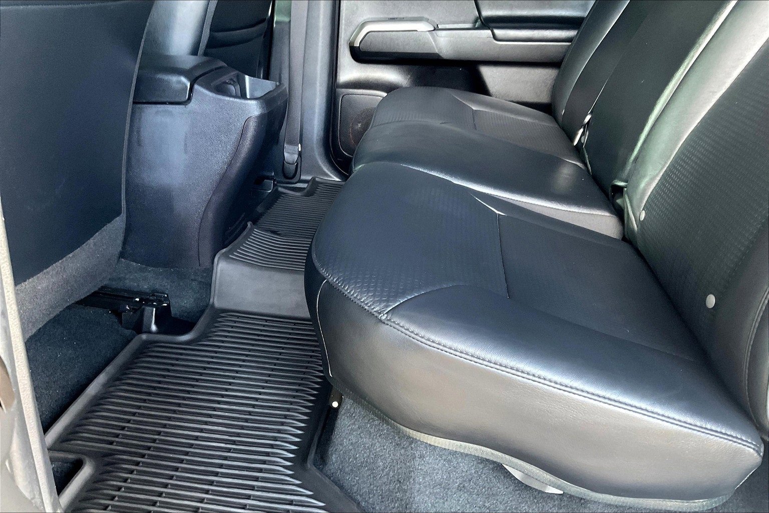 Used 2023 Toyota Tacoma Limited image 17