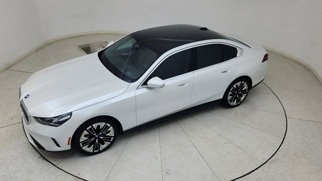 Used 2025 BMW i5 xDrive40 w/ Premium Package AWD/4WD image 82