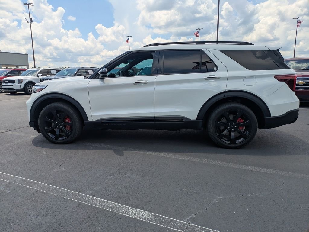 Used 2024 Ford Explorer ST w/ Equipment Group 401A AWD/4WD image 7