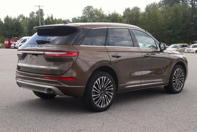 Used 2022 Lincoln Corsair Reserve w/ Sport Package AWD/4WD image 7