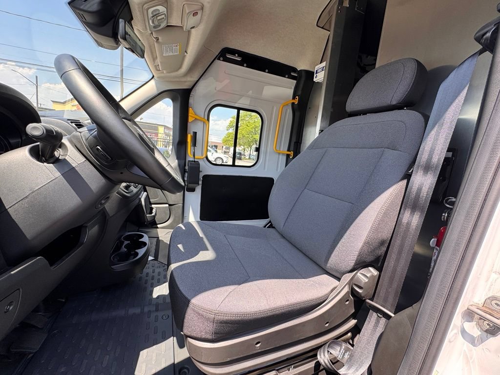 Used 2024 RAM ProMaster 3500 w/ Delivery Van Package FWD image 20