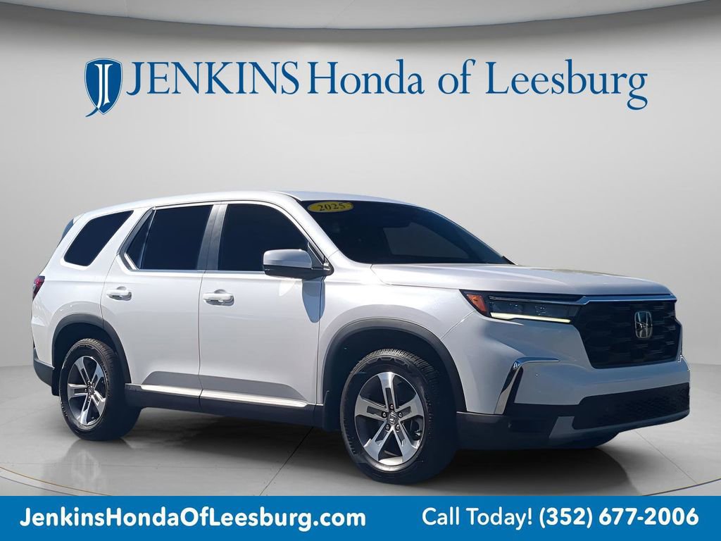 Certified 2025 Honda Pilot EX-L image 2