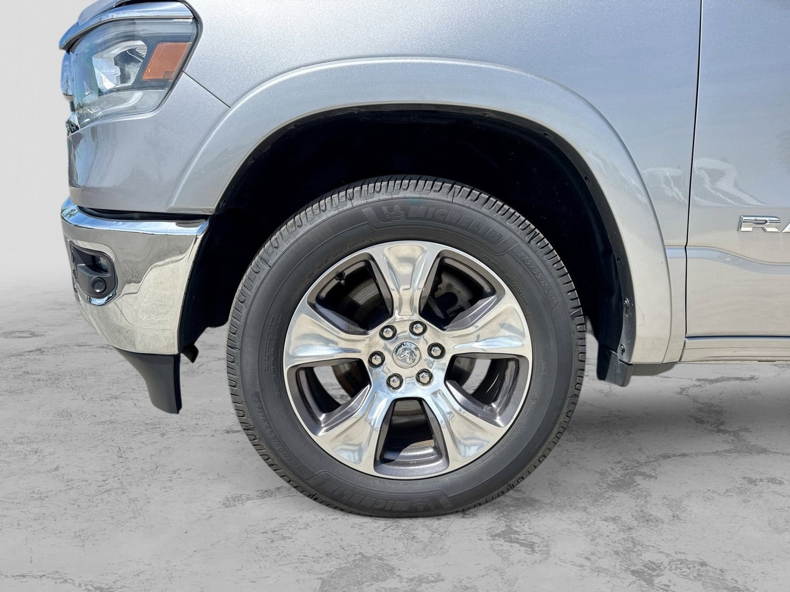 Used 2021 RAM 1500 Laramie AWD/4WD image 17