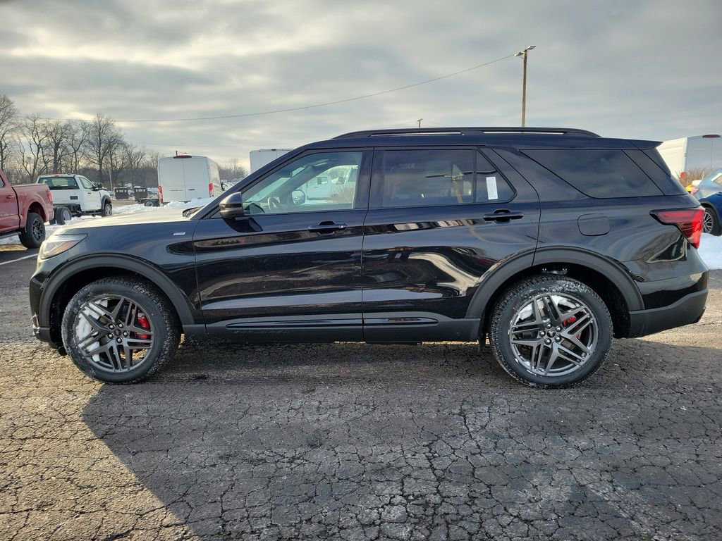 New 2026 Ford Explorer ST-Line w/ ST-Line Street Pack image 7